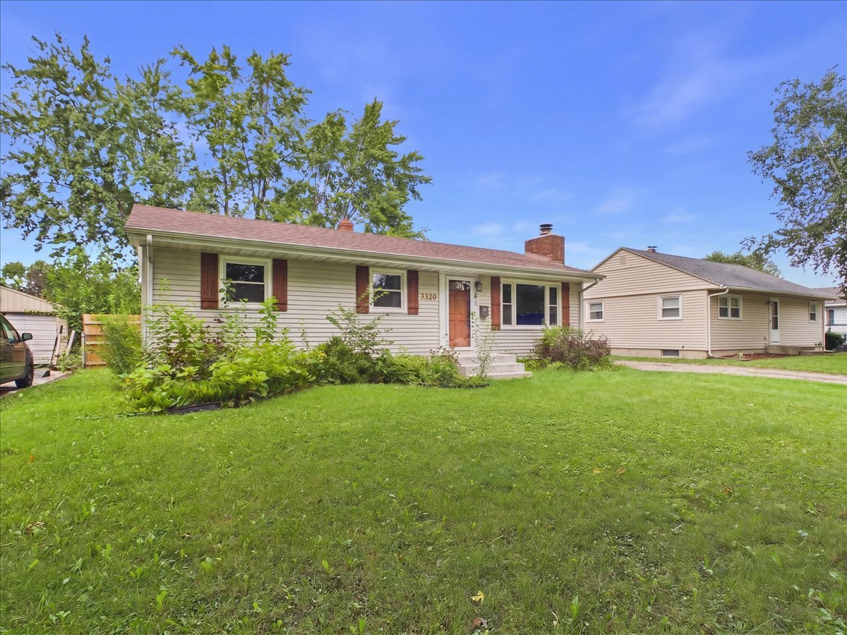 3320 Seward Avenue Property Photo 2