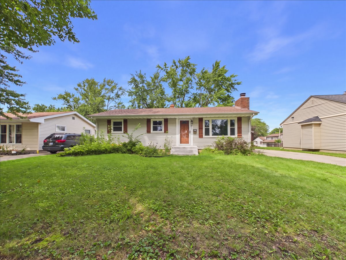 3320 Seward Avenue Property Photo 3