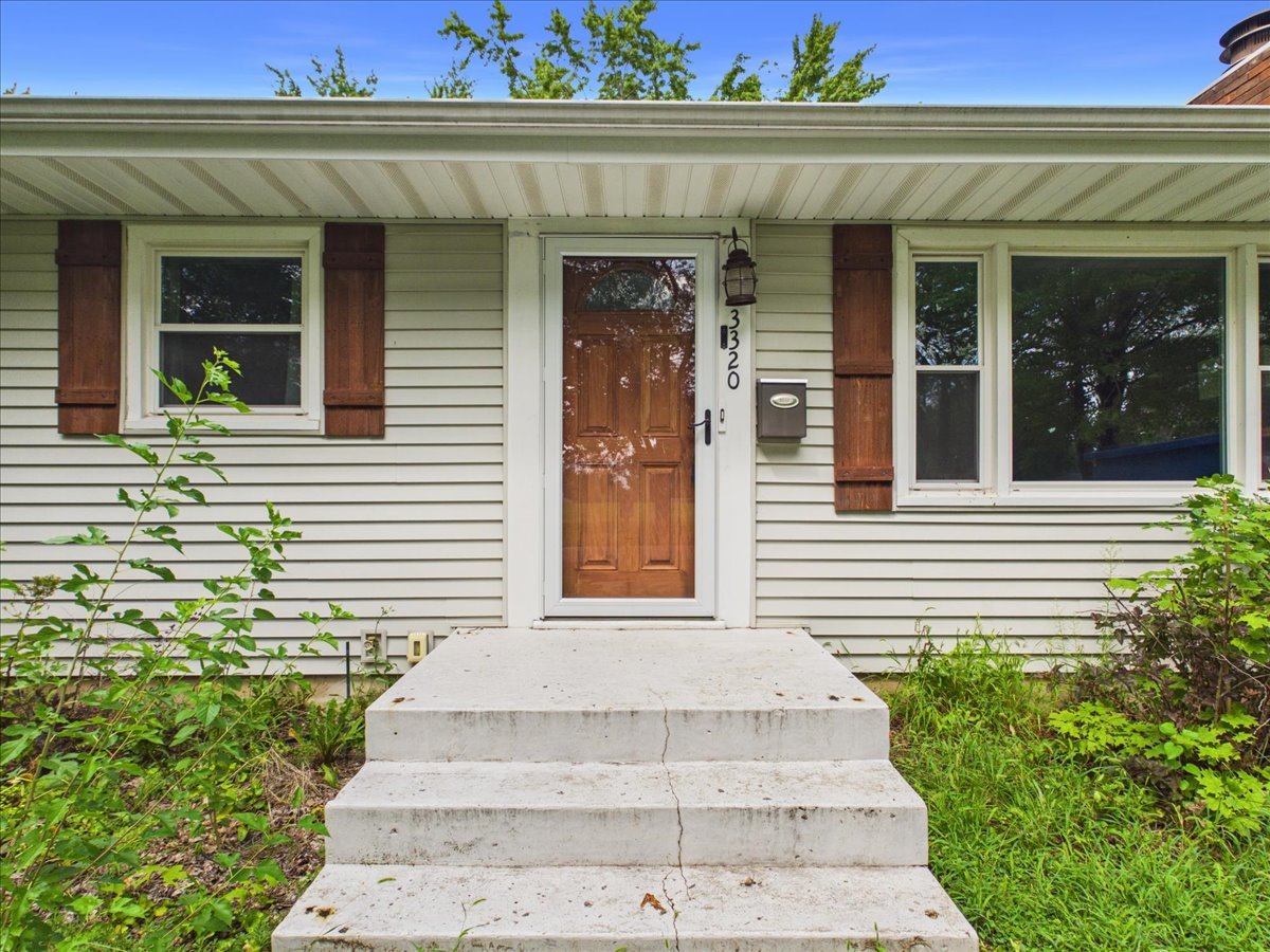 3320 Seward Avenue Property Photo 6