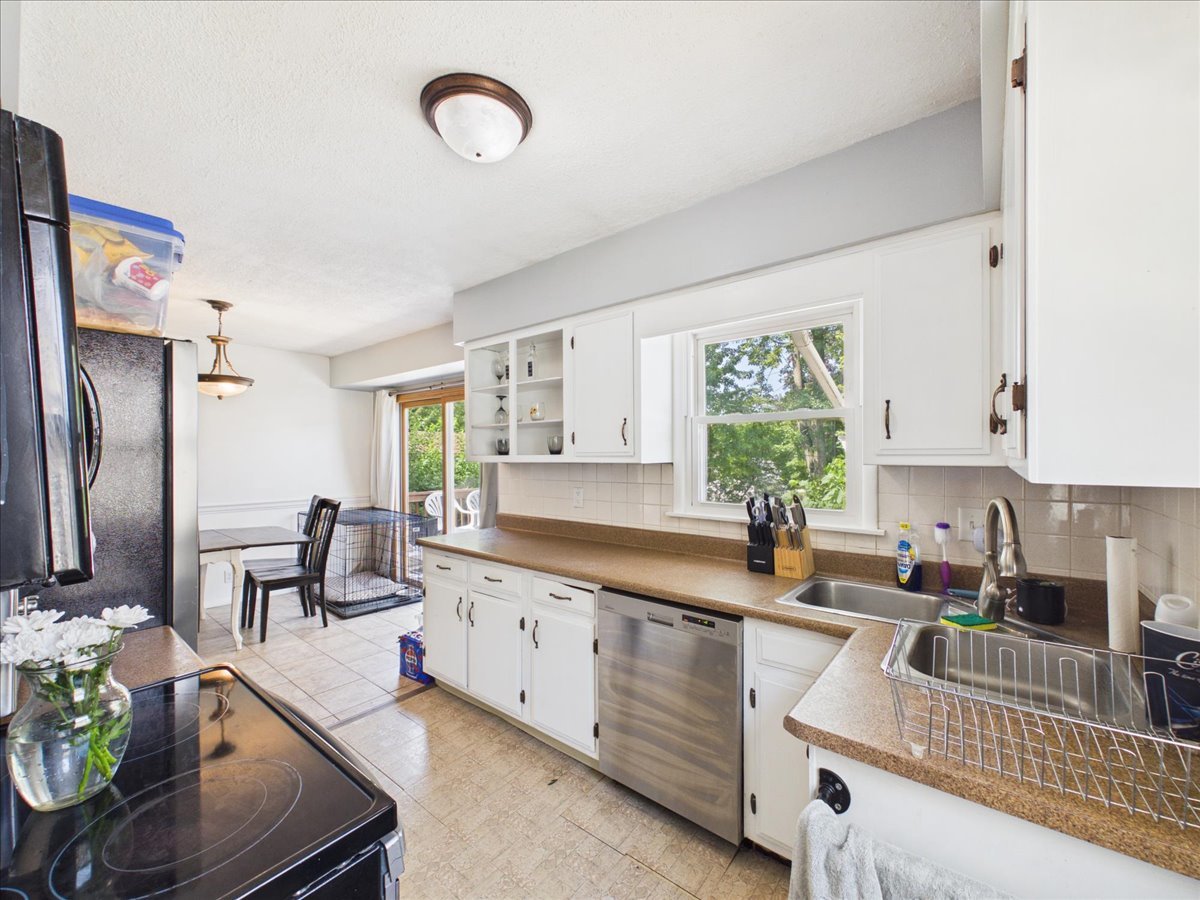 3320 Seward Avenue Property Photo 15