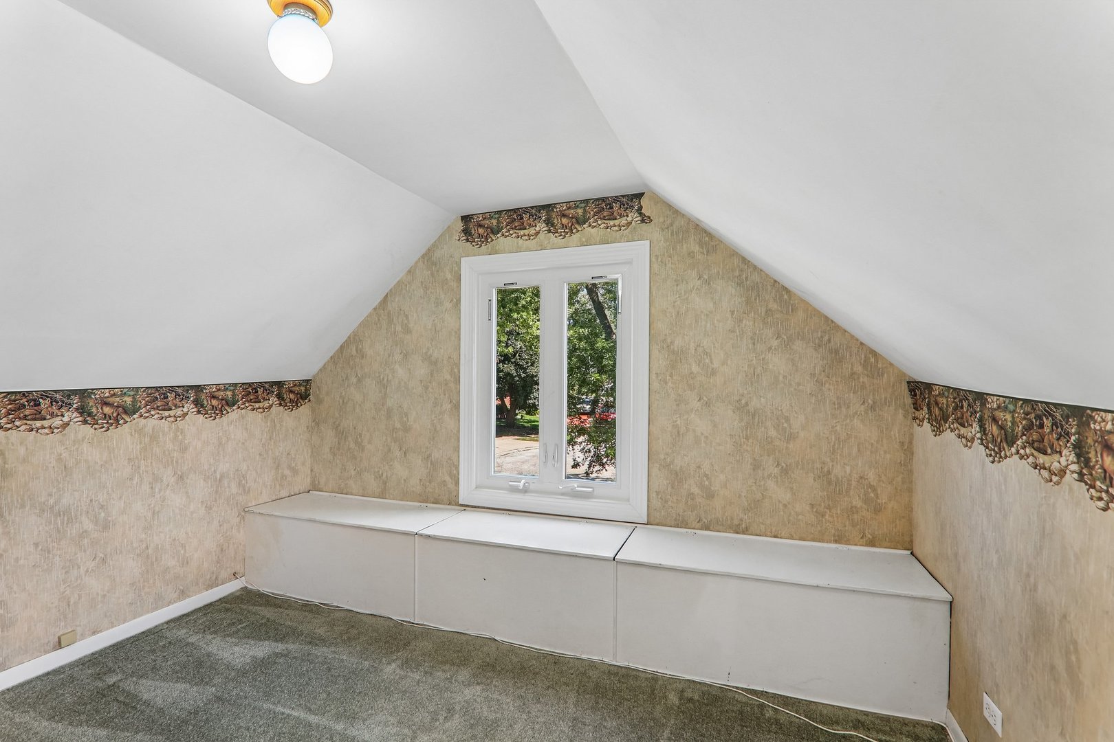2870 Alden Lane Property Photo 17