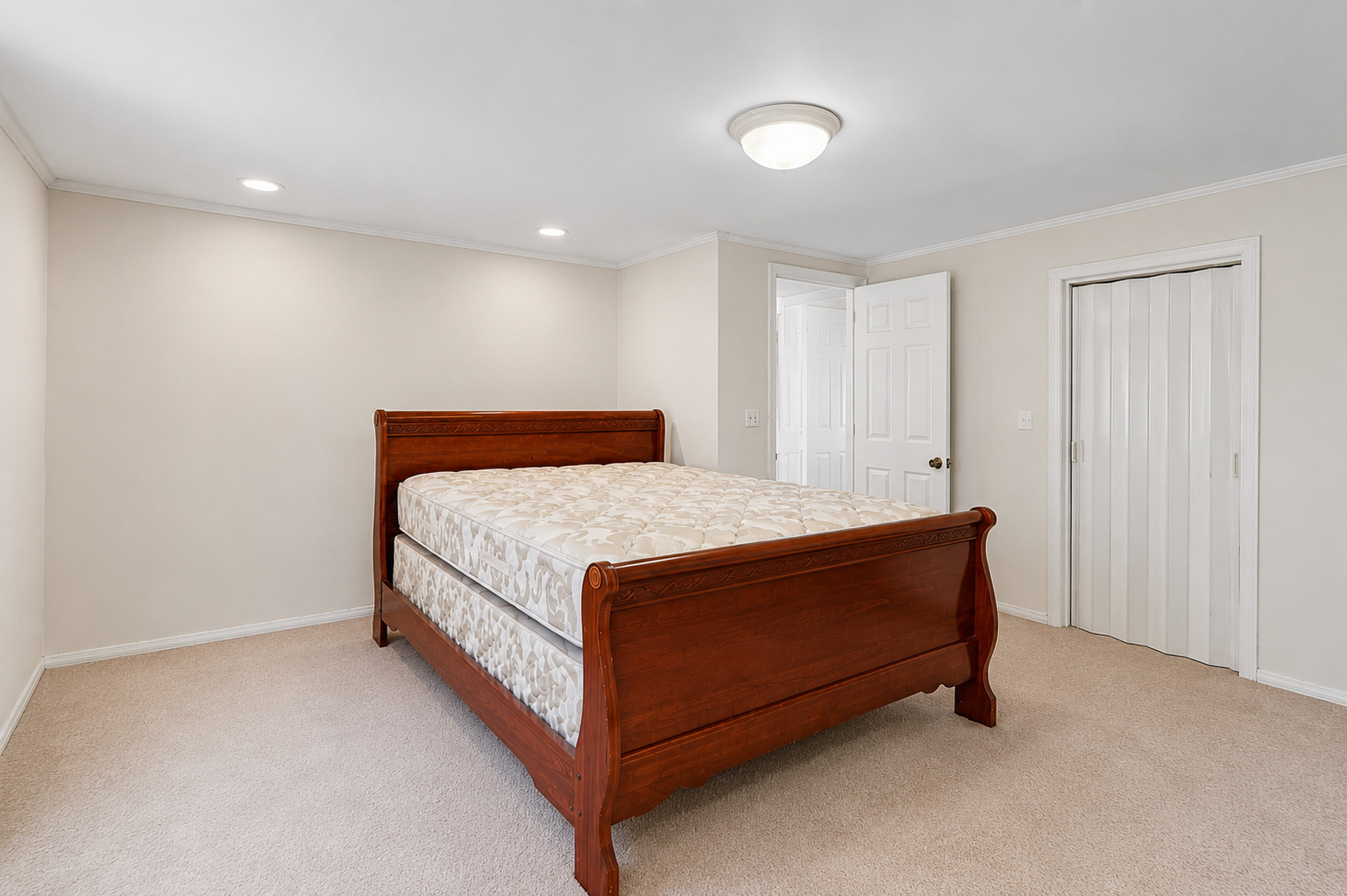 2870 Alden Lane Property Photo 21