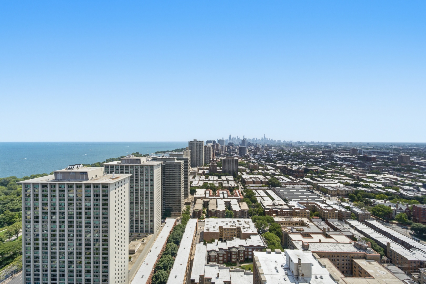 3660 N Lake Shore Drive 3903 Property Photo 7