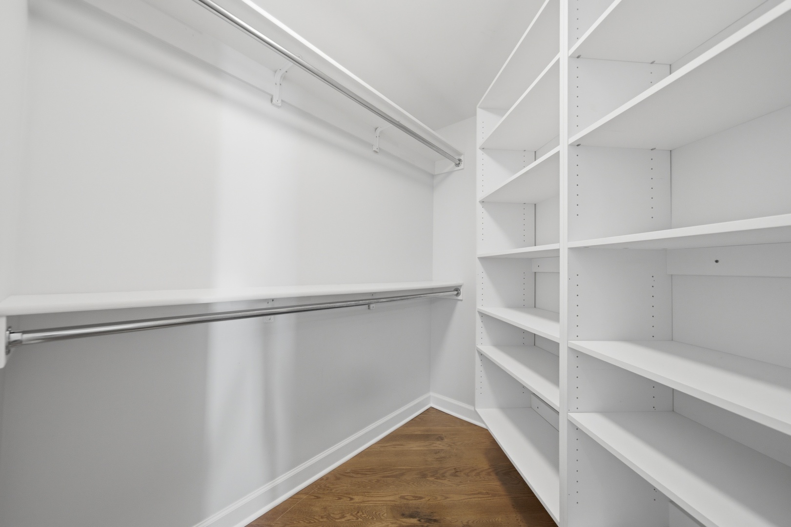 3660 N Lake Shore Drive 3903 Property Photo 11