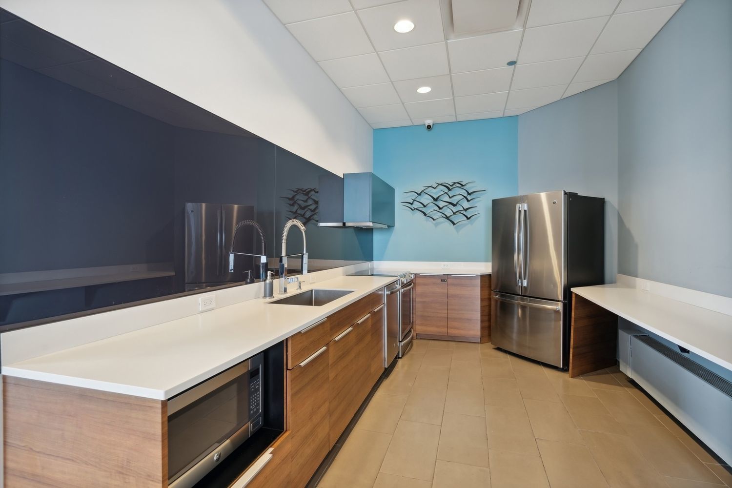 3660 N Lake Shore Drive 3903 Property Photo 19