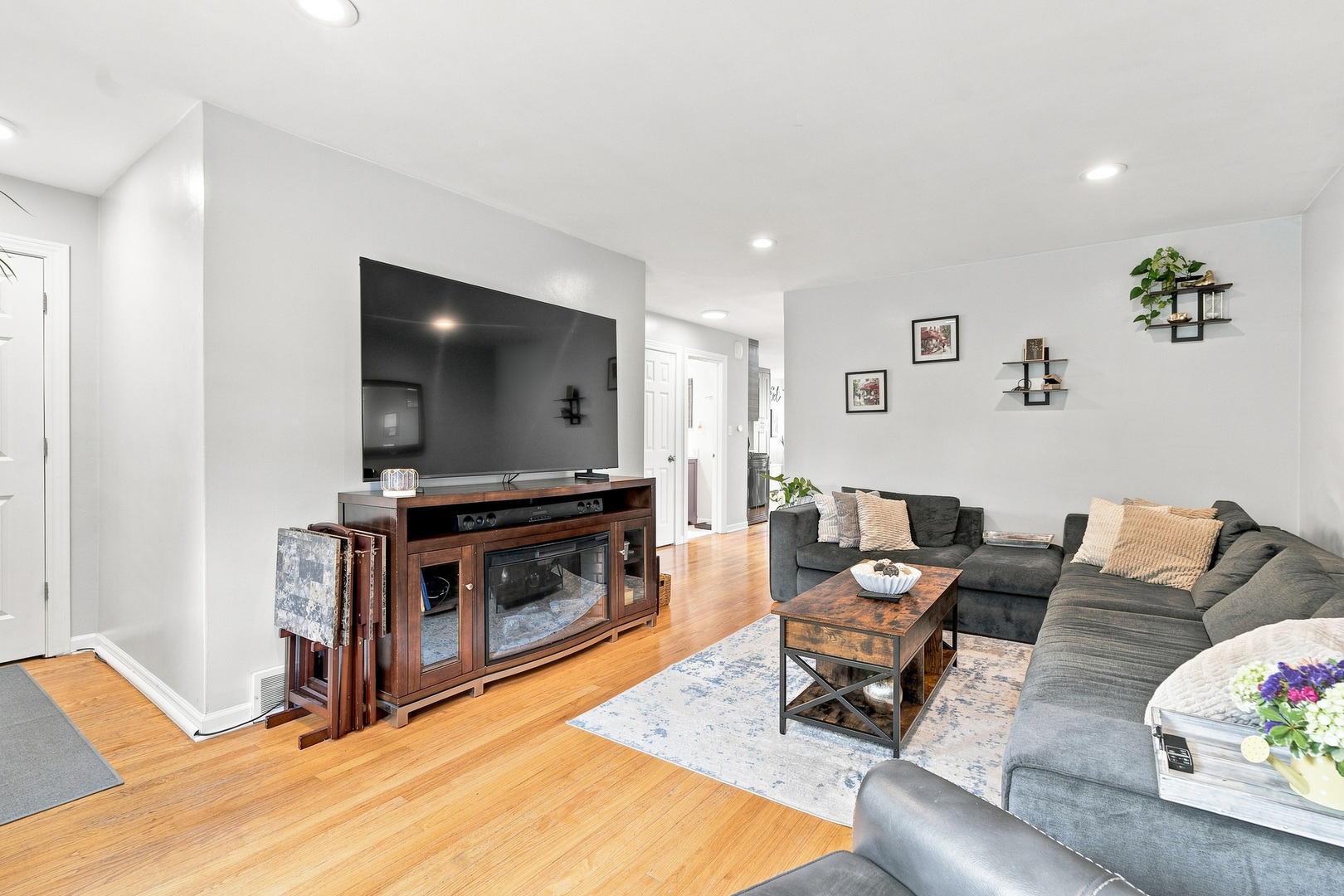 4306 Atlantic Avenue Property Photo 4