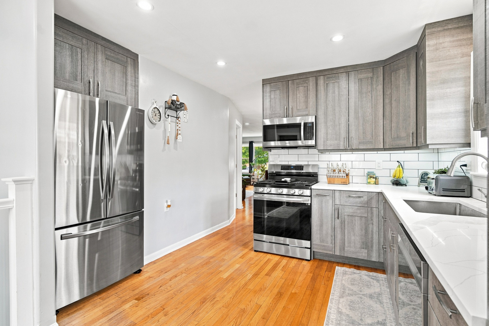 4306 Atlantic Avenue Property Photo 7