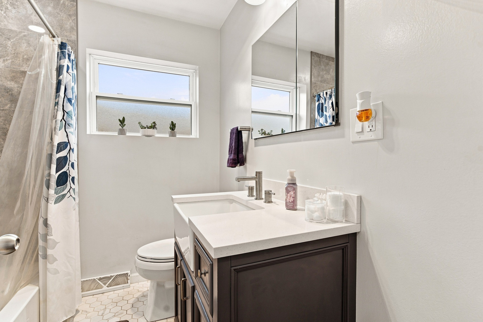 4306 Atlantic Avenue Property Photo 13