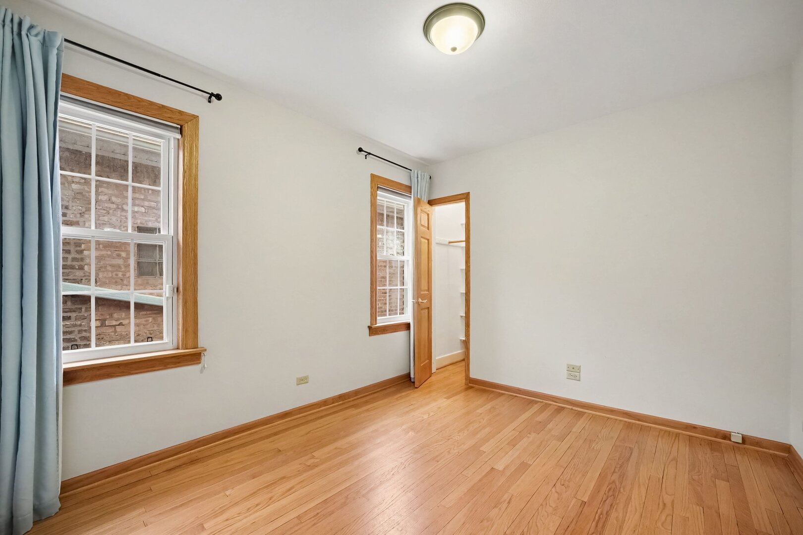4144 N Overhill Avenue Property Photo 14