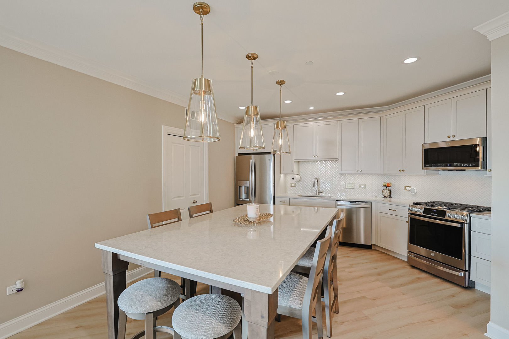 40 Prairie Park Drive 601 Property Photo 11