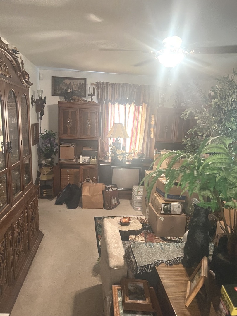 18621 Morris Avenue Property Photo 6