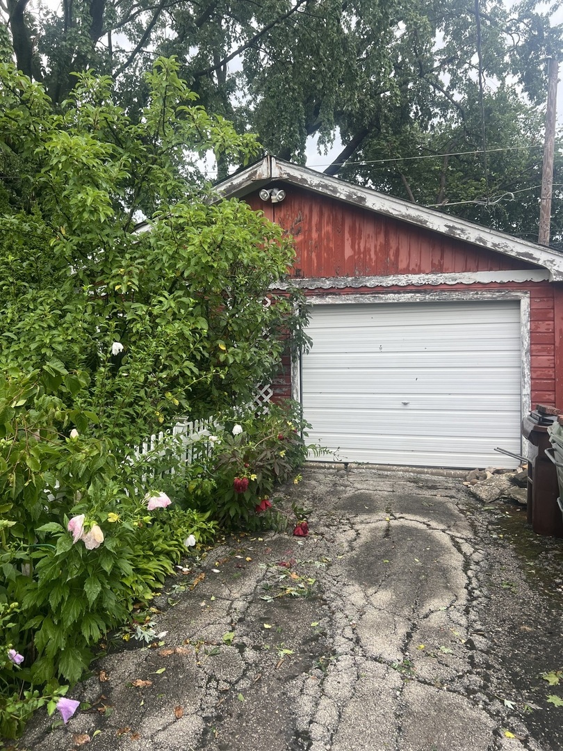 18621 Morris Avenue Property Photo 20