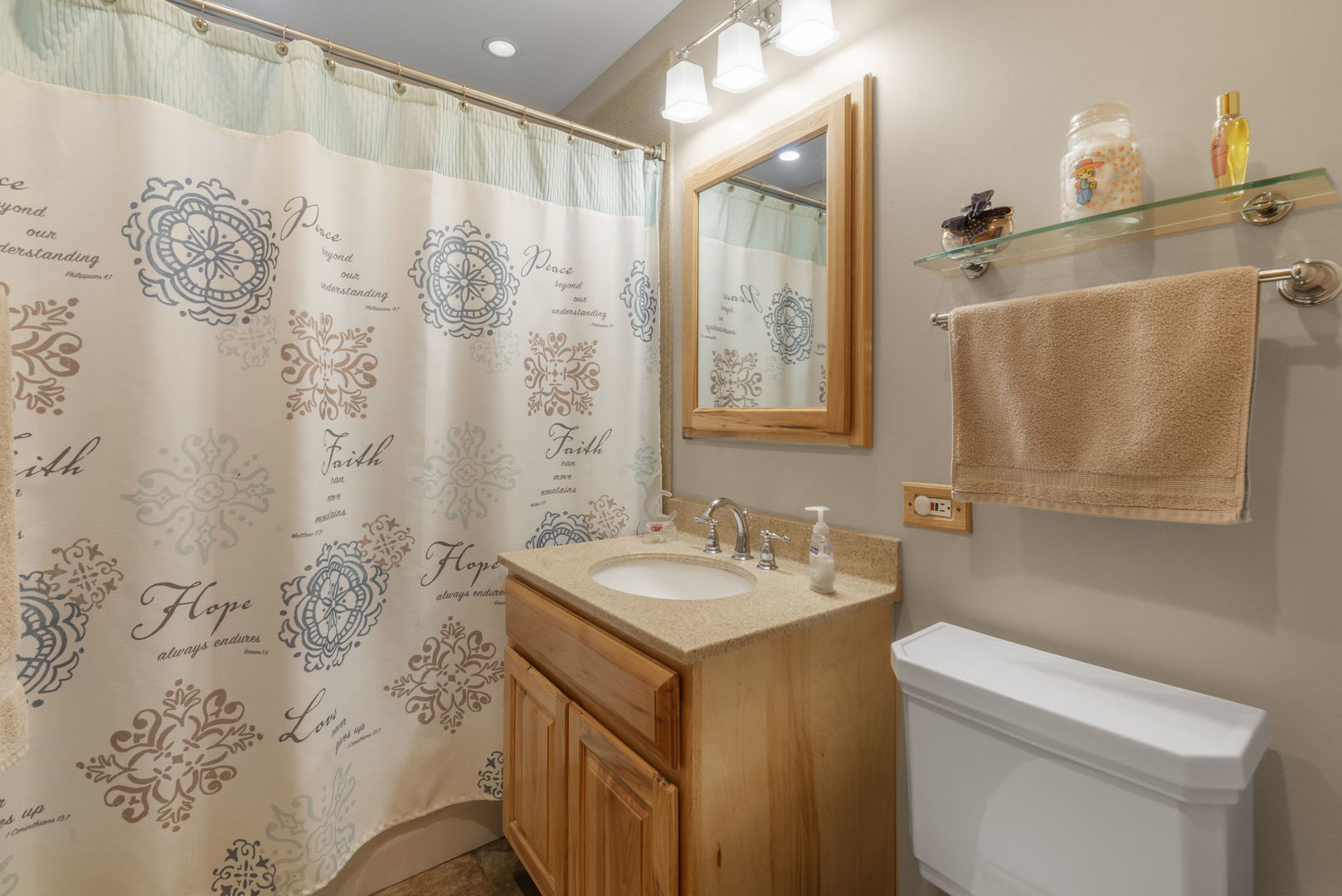 1331 S Lombard Avenue Property Photo 15