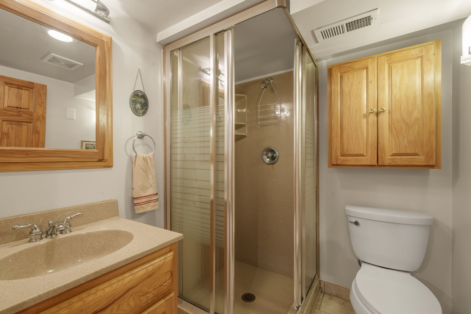 1331 S Lombard Avenue Property Photo 19