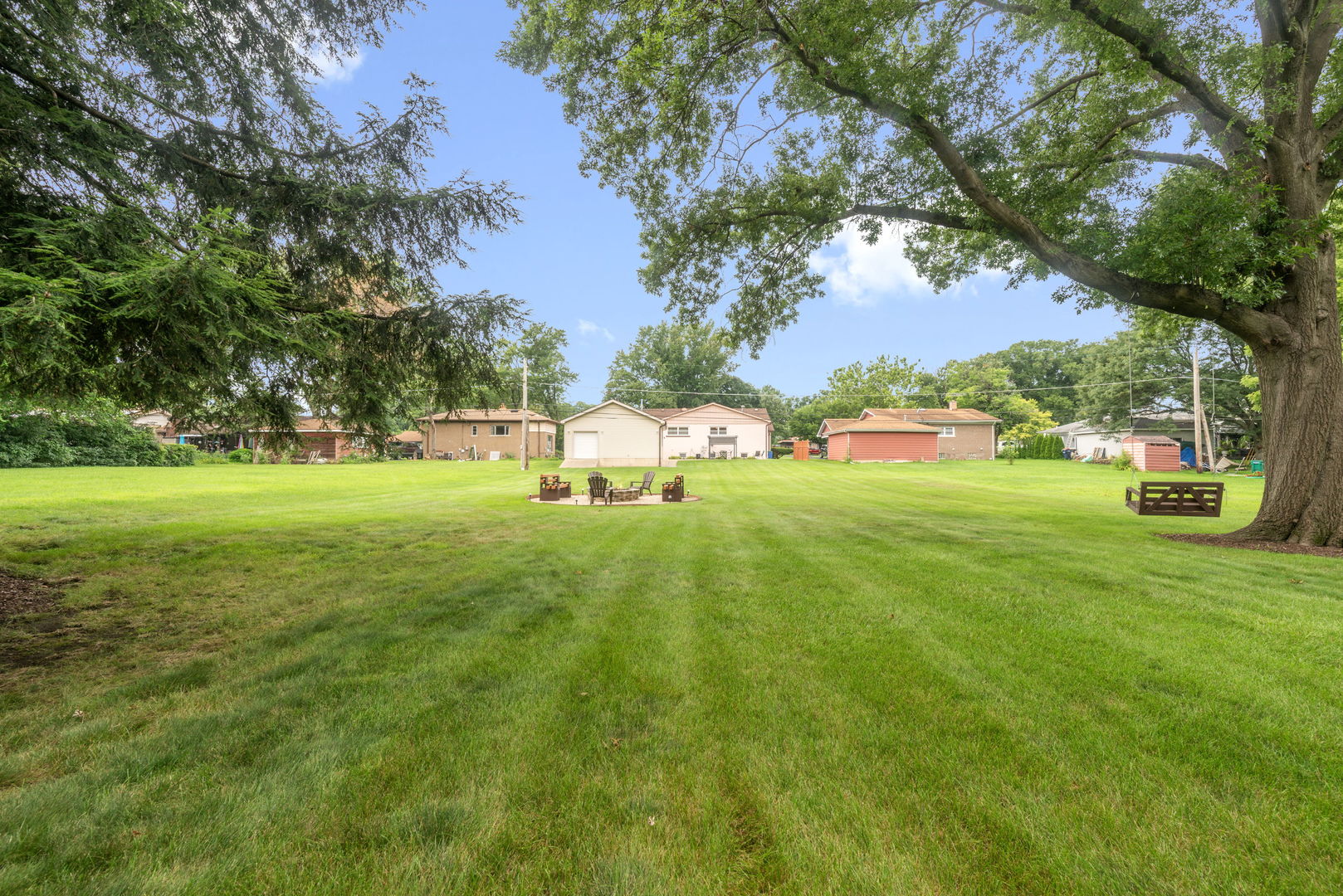 1331 S Lombard Avenue Property Photo 30