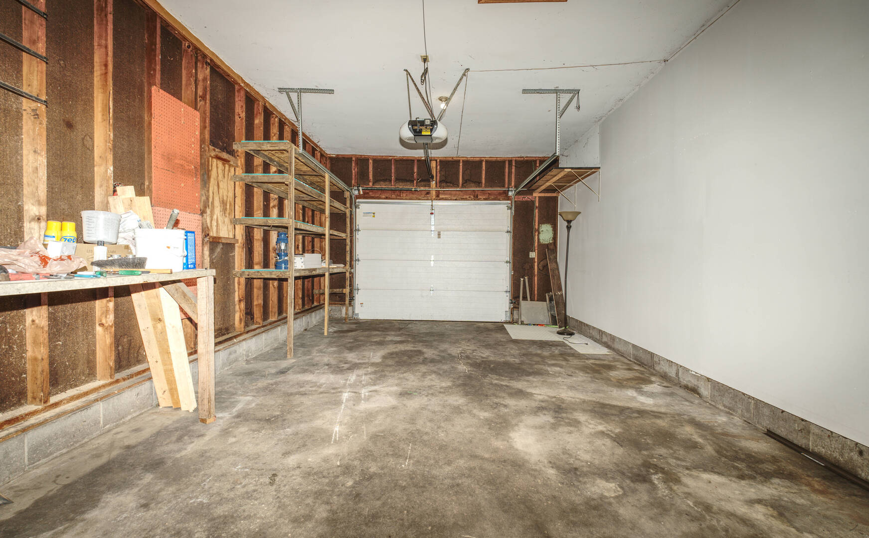 1010 Middle Road Property Photo 18