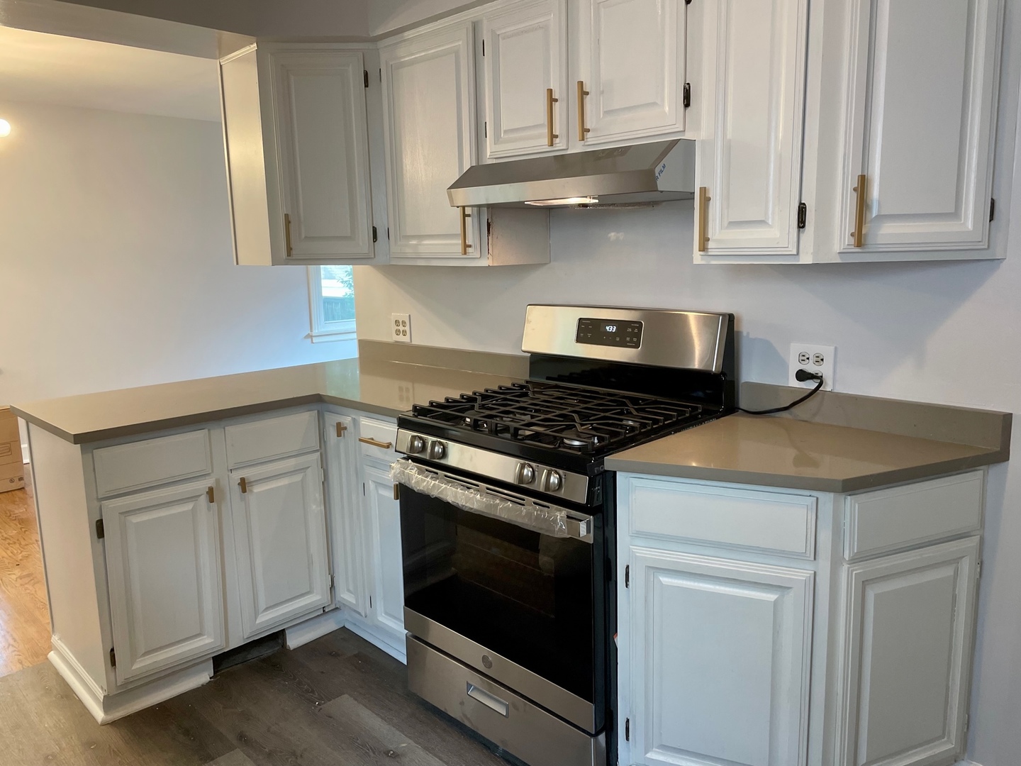 1122 N Harlem Avenue A Property Photo 2
