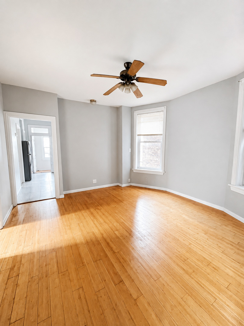 4112 W Wellington Avenue Property Photo 3