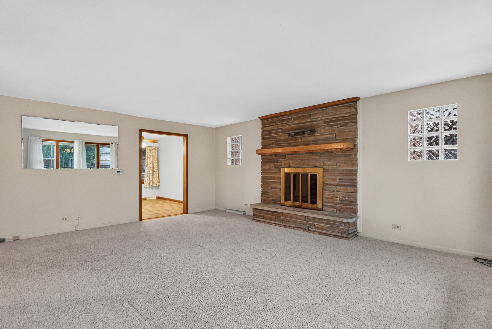 3341 Prairie Avenue Property Photo 11