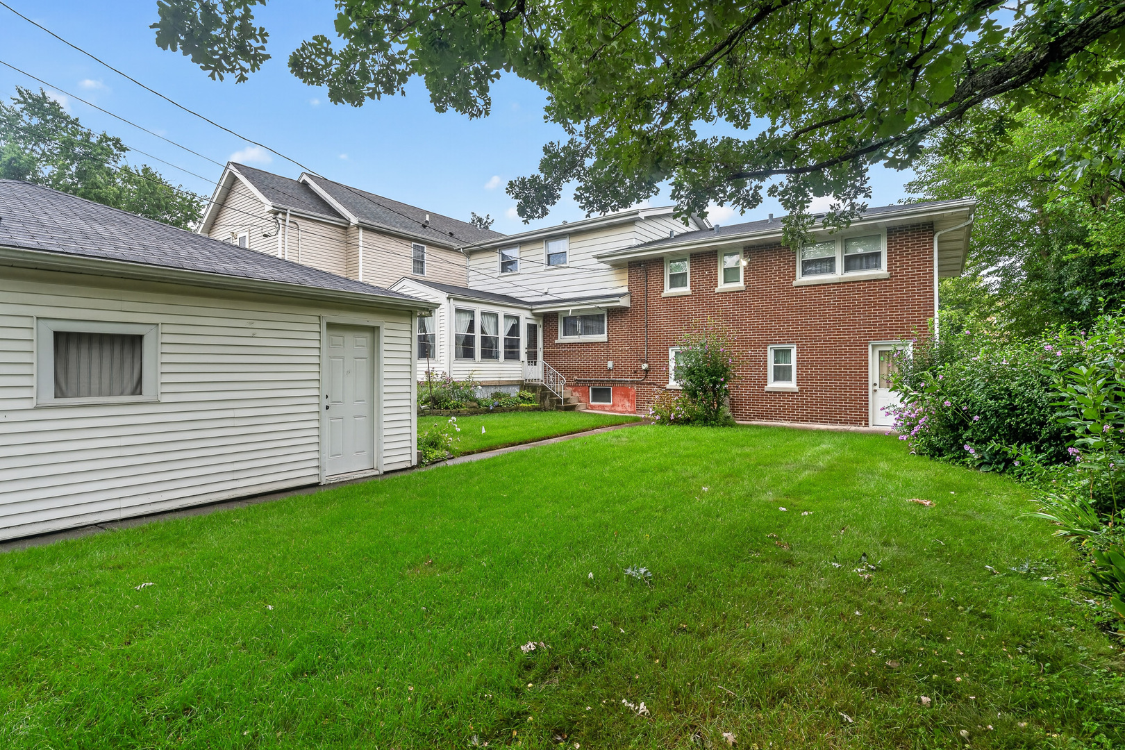 3341 Prairie Avenue Property Photo 44
