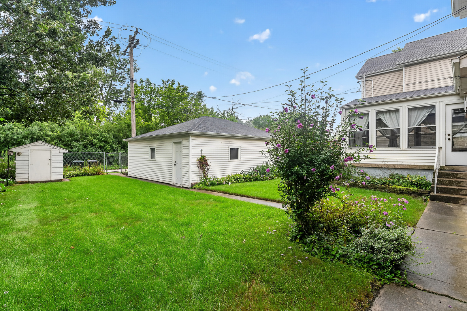 3341 Prairie Avenue Property Photo 48
