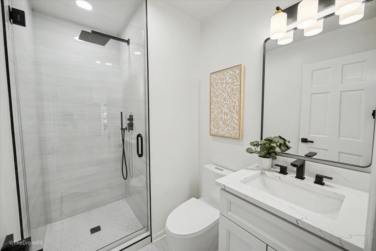 2726 Seiler Drive Property Photo 23