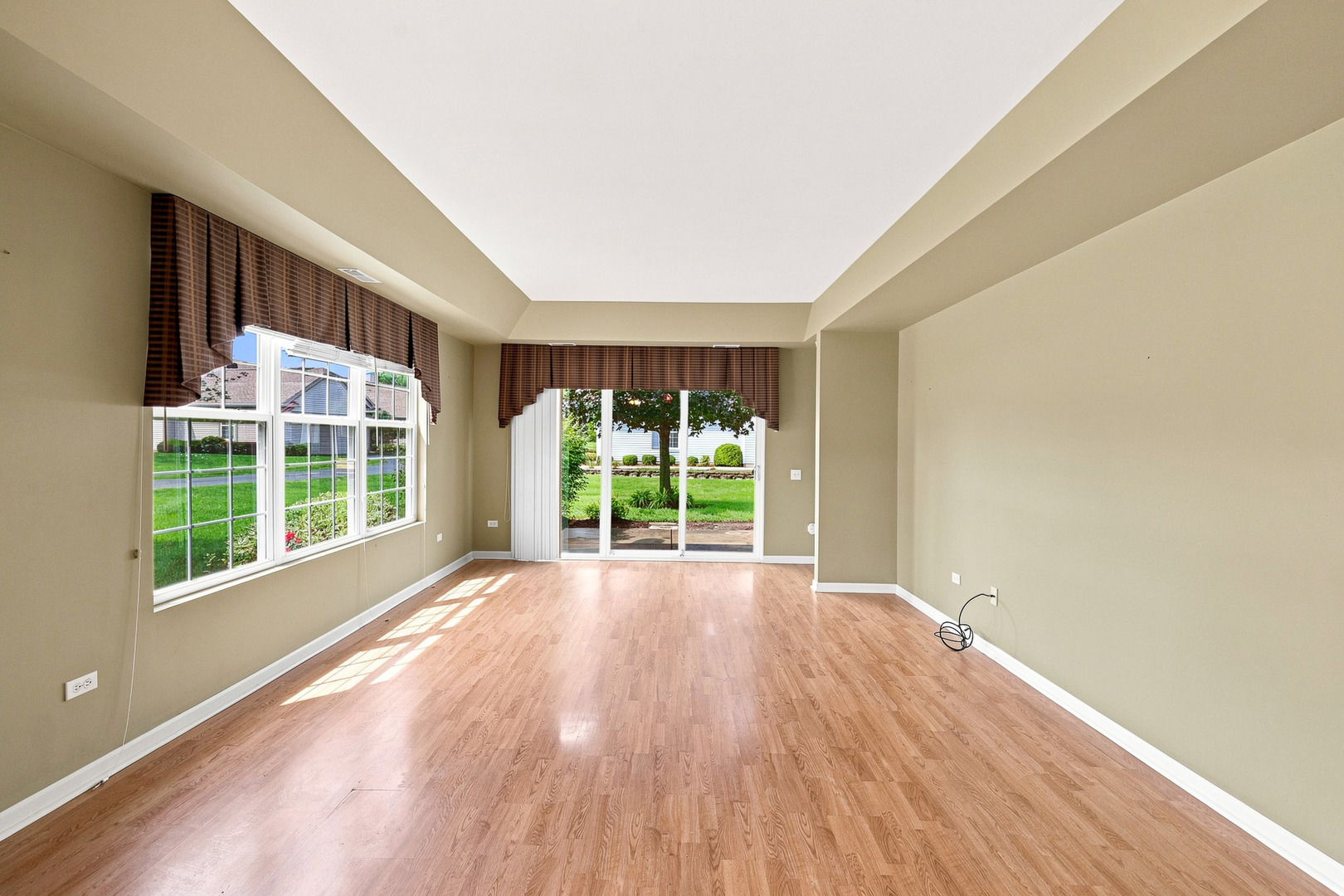 13674 Penefield Lane Property Photo 5