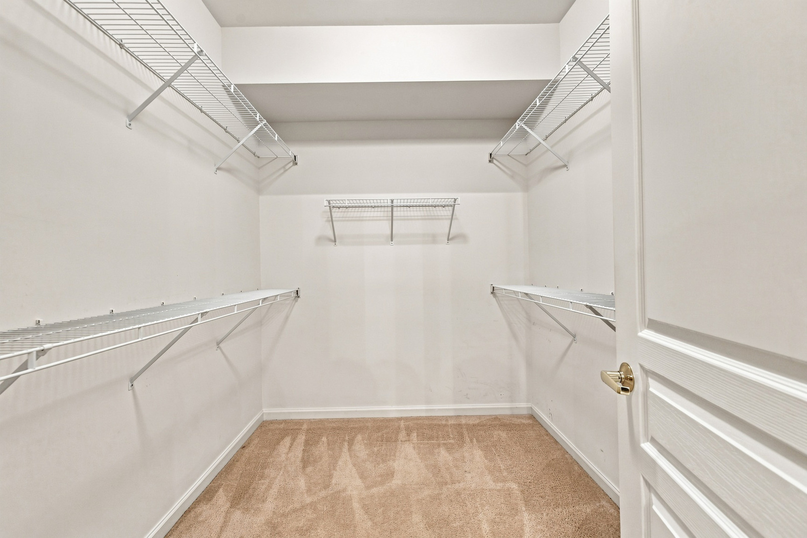 13674 Penefield Lane Property Photo 12