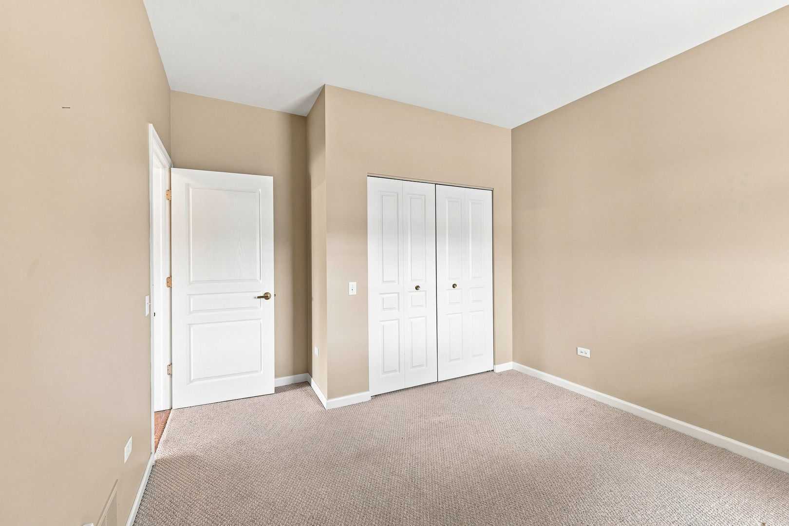 13674 Penefield Lane Property Photo 15
