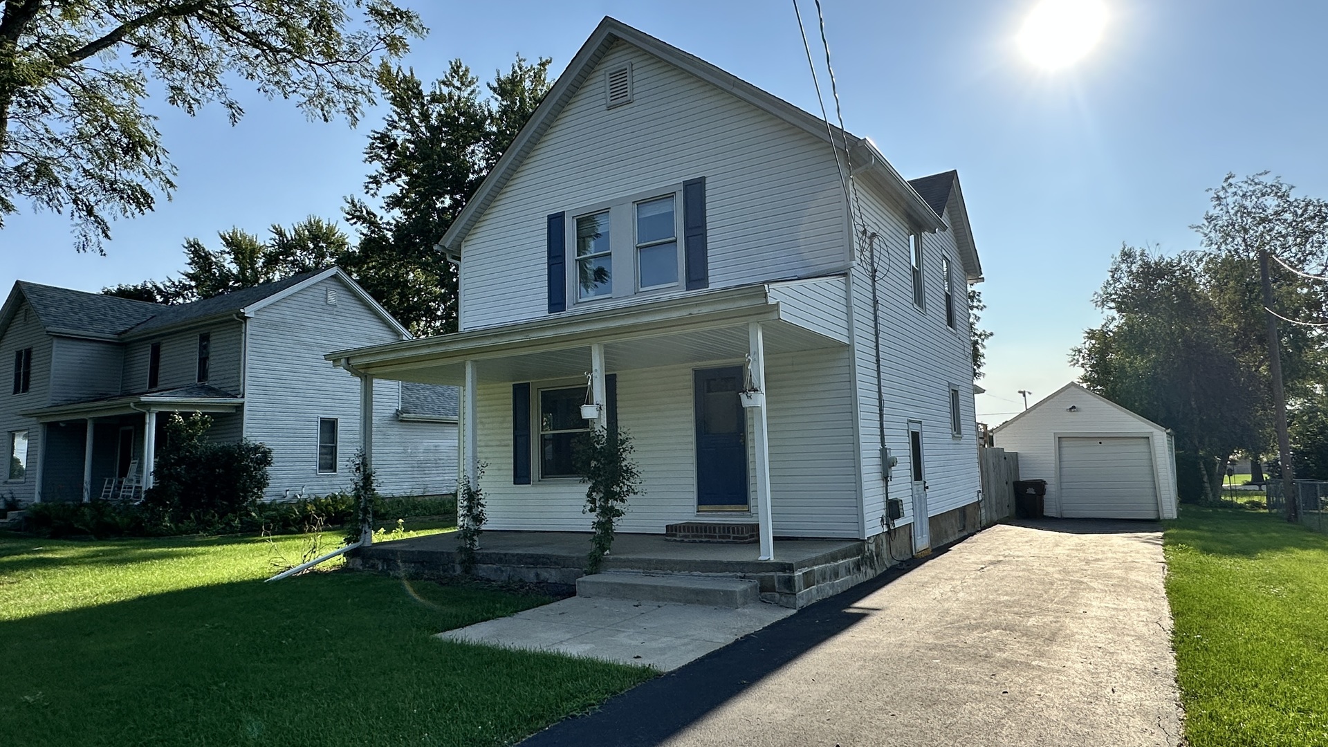 213 S Swift Street Property Photo 3