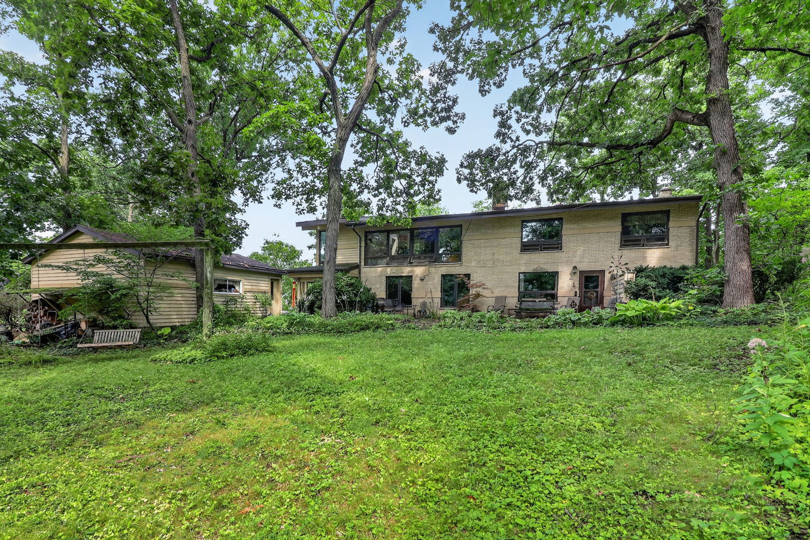 3700 Douglas Road Property Photo 4