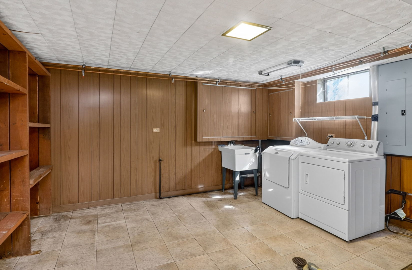 3700 Douglas Road Property Photo 32