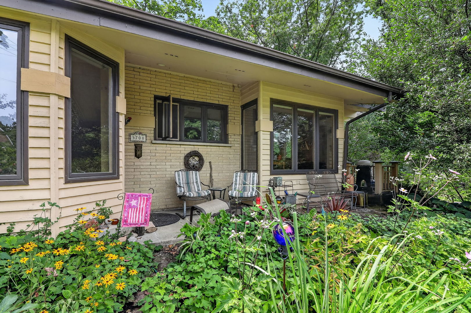 3700 Douglas Road Property Photo 33