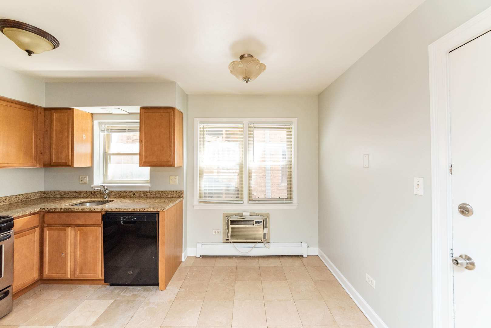 4540 N Wolcott Avenue 2e Property Photo 7