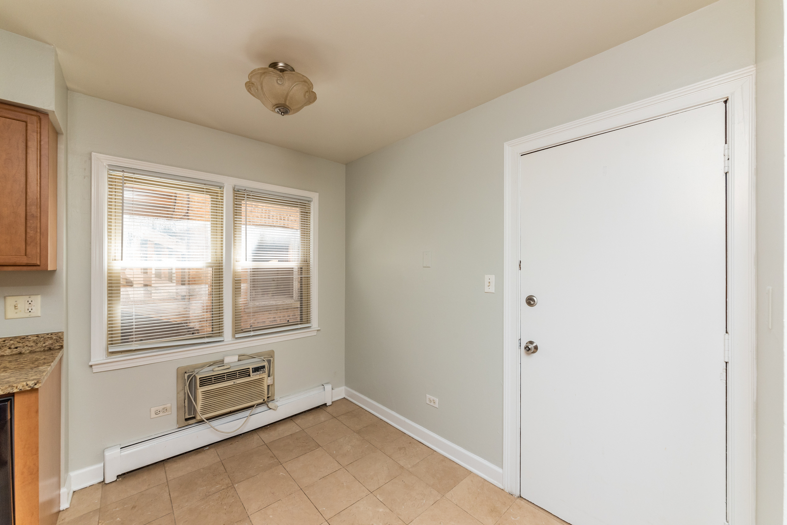 4540 N Wolcott Avenue 2e Property Photo 8
