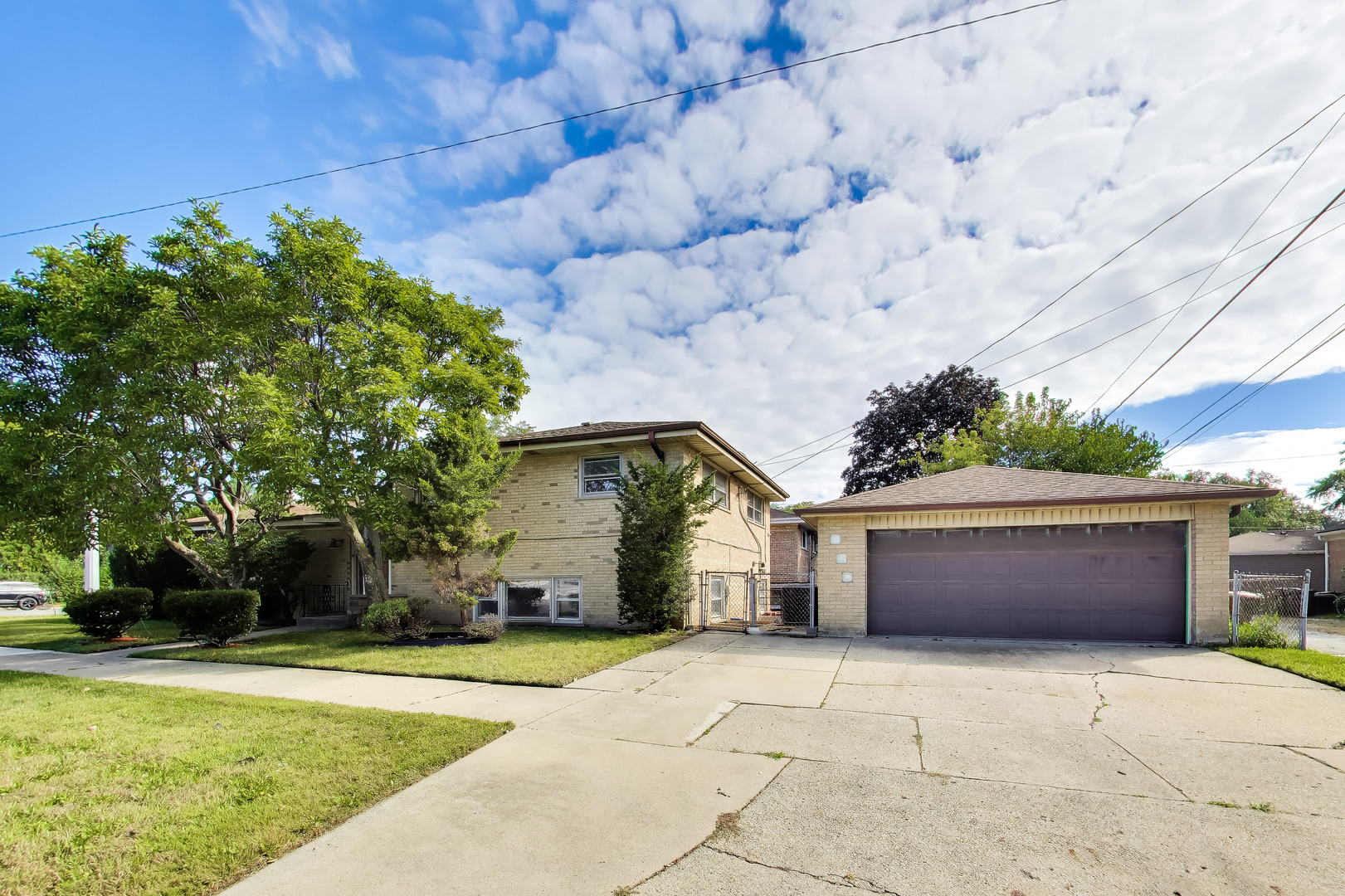 5545 Oakton Street Property Photo 29