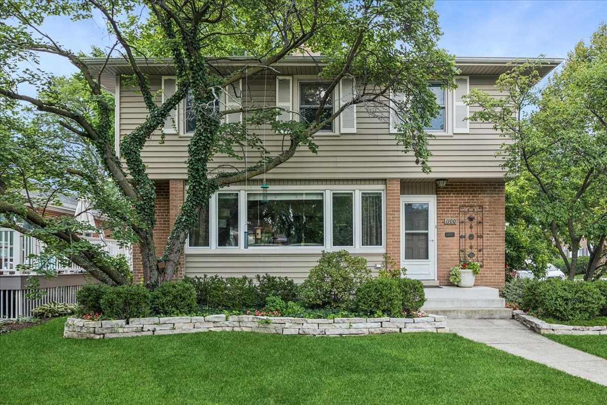 1100 N Oak Park Avenue Property Photo 1