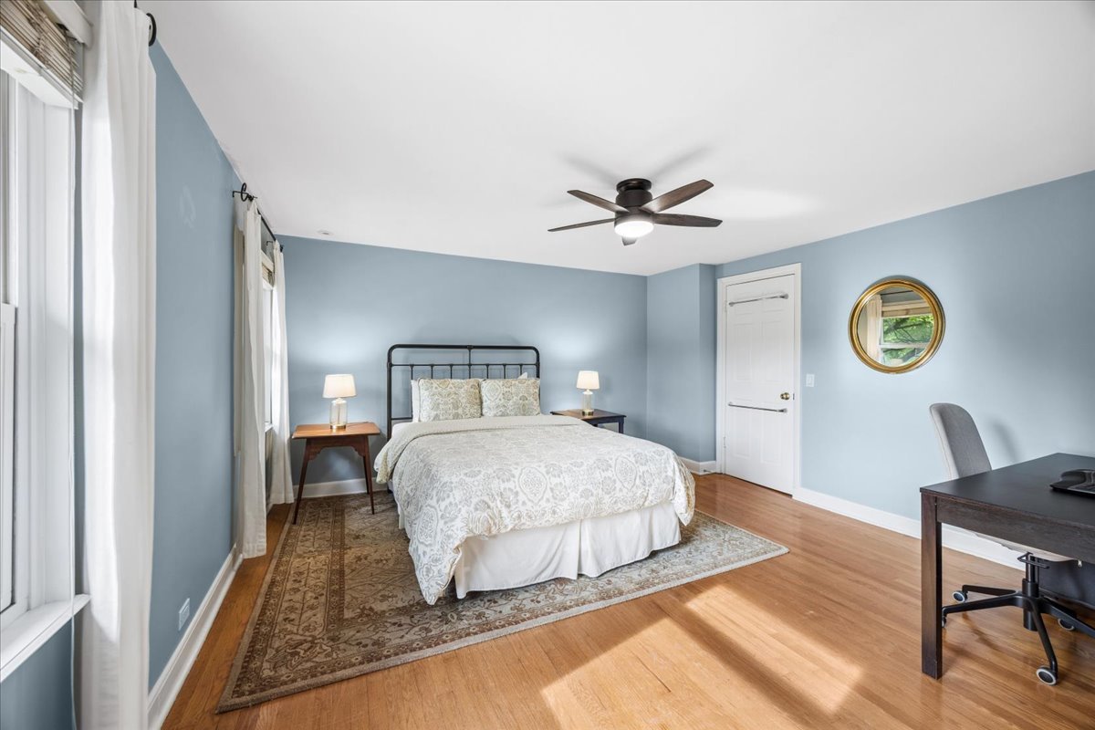 1100 N Oak Park Avenue Property Photo 22