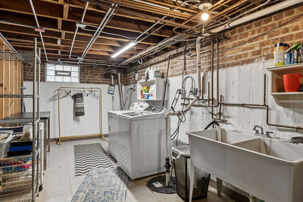 1100 N Oak Park Avenue Property Photo 32