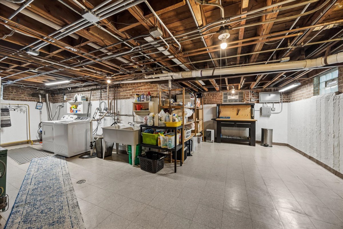 1100 N Oak Park Avenue Property Photo 33