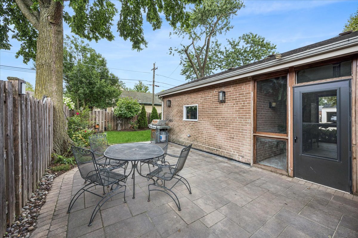 1100 N Oak Park Avenue Property Photo 39