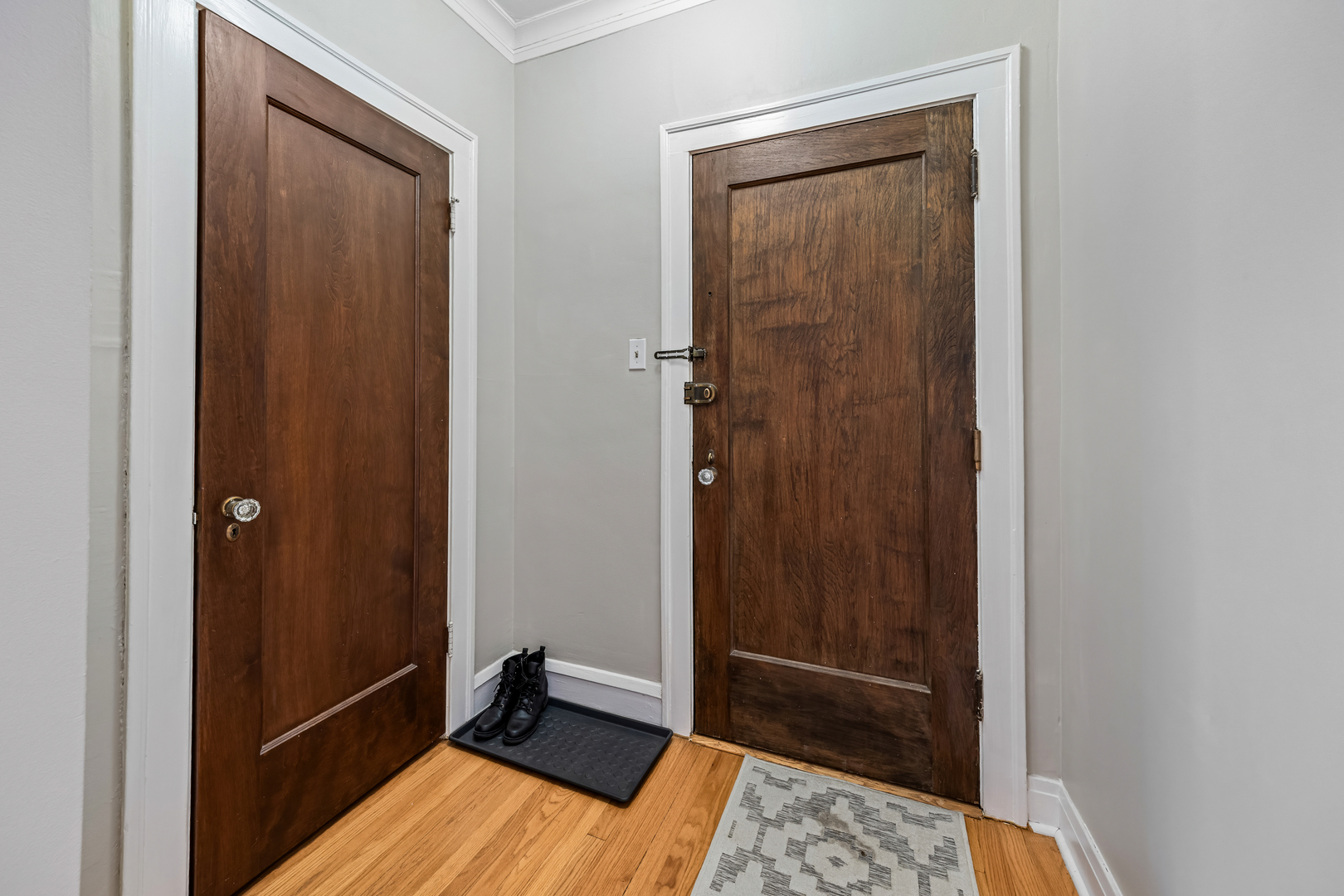 356 Ridge Avenue 6-3 Property Photo 3