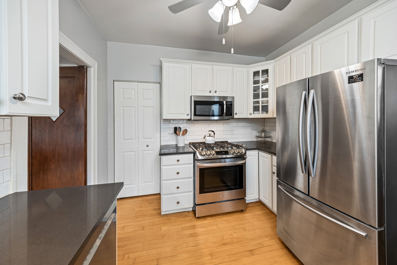356 Ridge Avenue 6-3 Property Photo 15