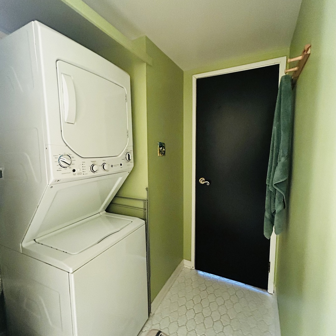 505 Redondo Drive 205 Property Photo 15