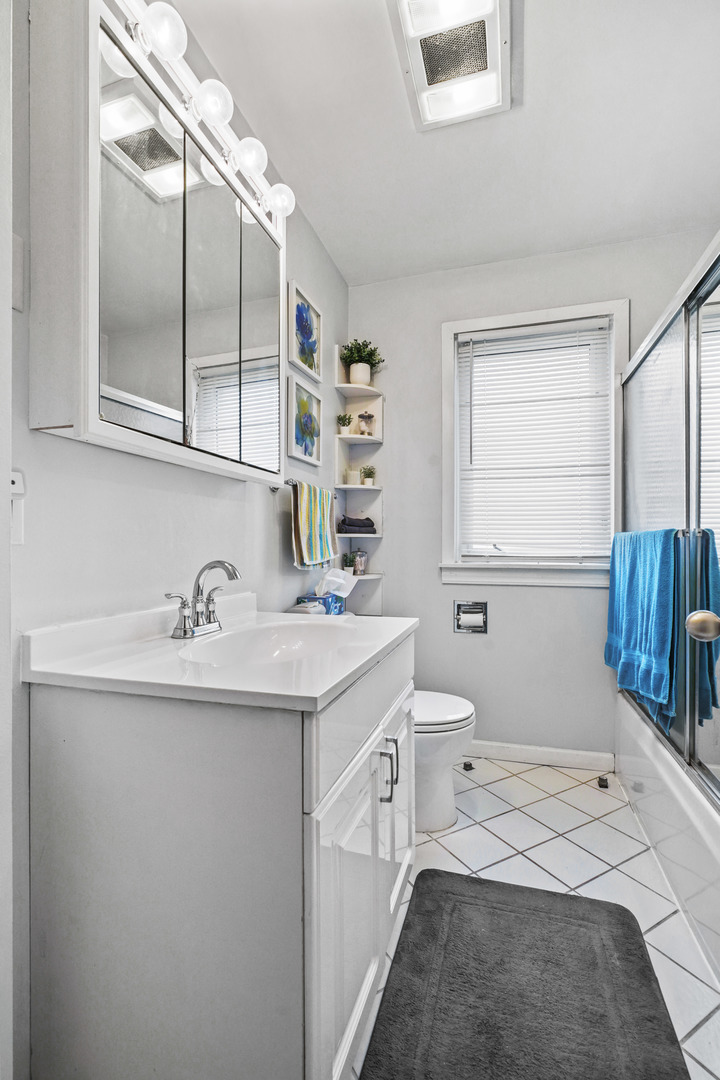 12731648 Property Photo 23