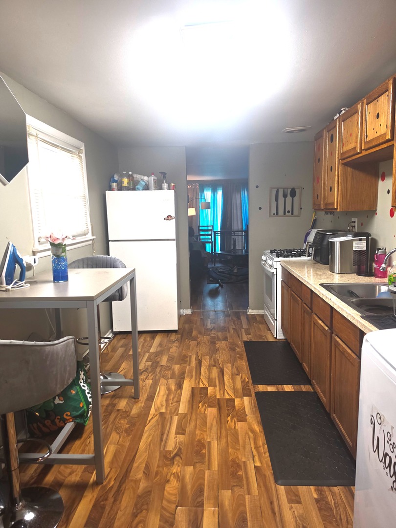 16560 S Honore Avenue Property Photo 2