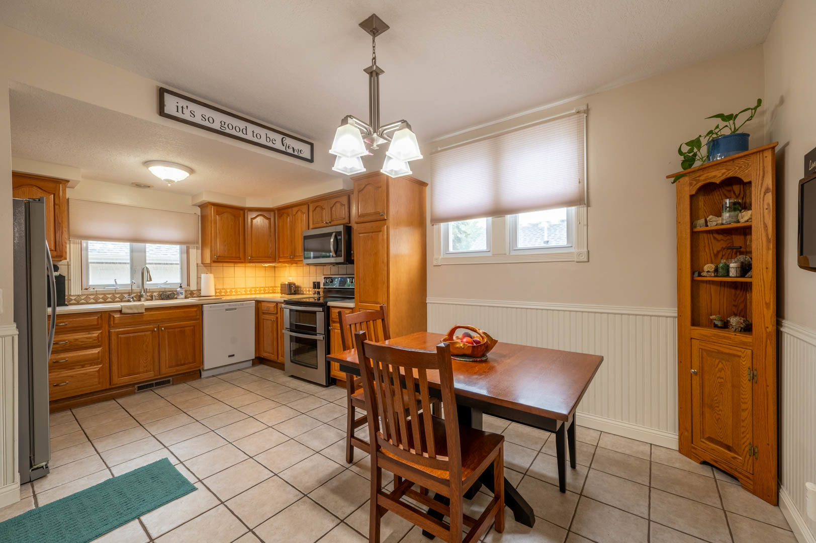 5 E Lincoln Street Property Photo 17