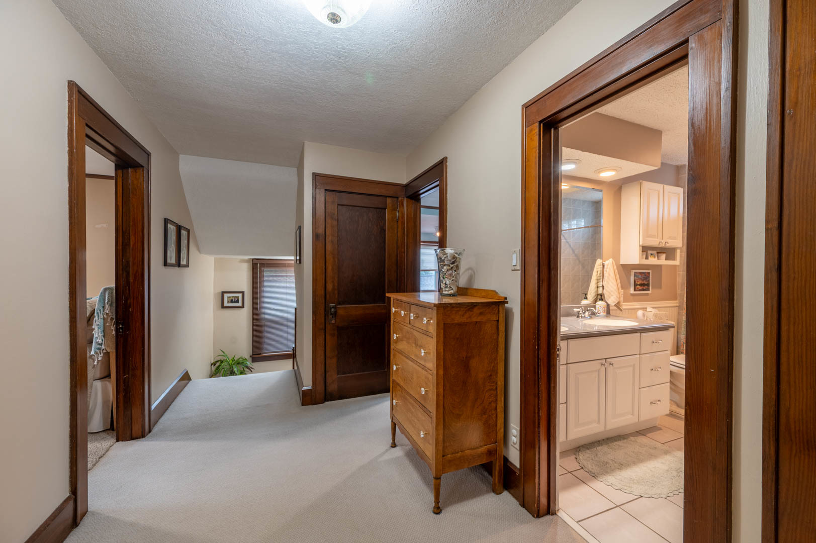 5 E Lincoln Street Property Photo 21