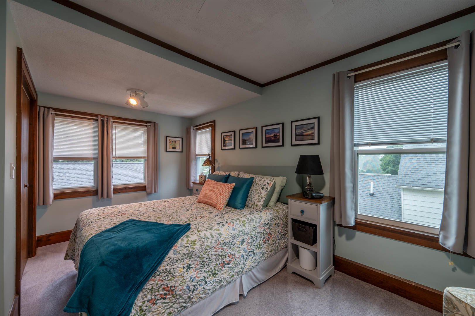 5 E Lincoln Street Property Photo 22