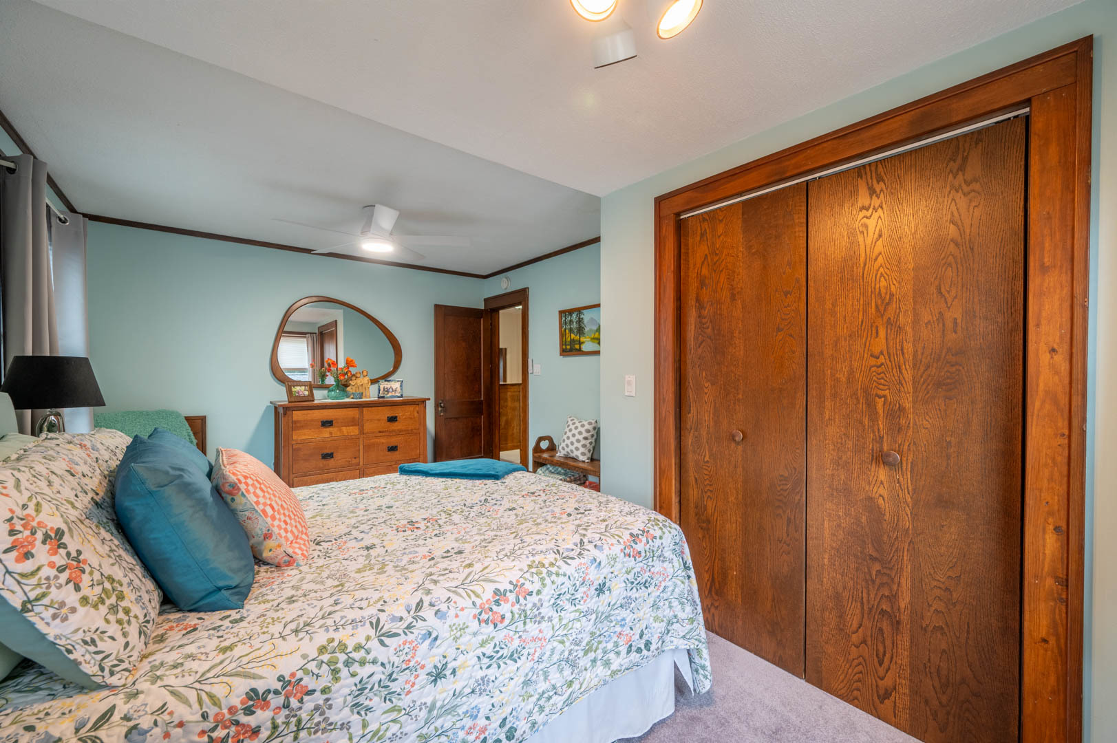 5 E Lincoln Street Property Photo 23